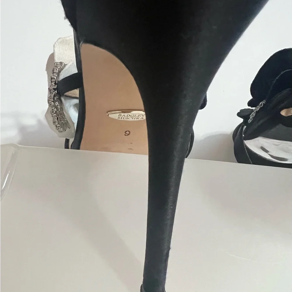 Badgley Mischka dressy shoes - Picture 5 of 9